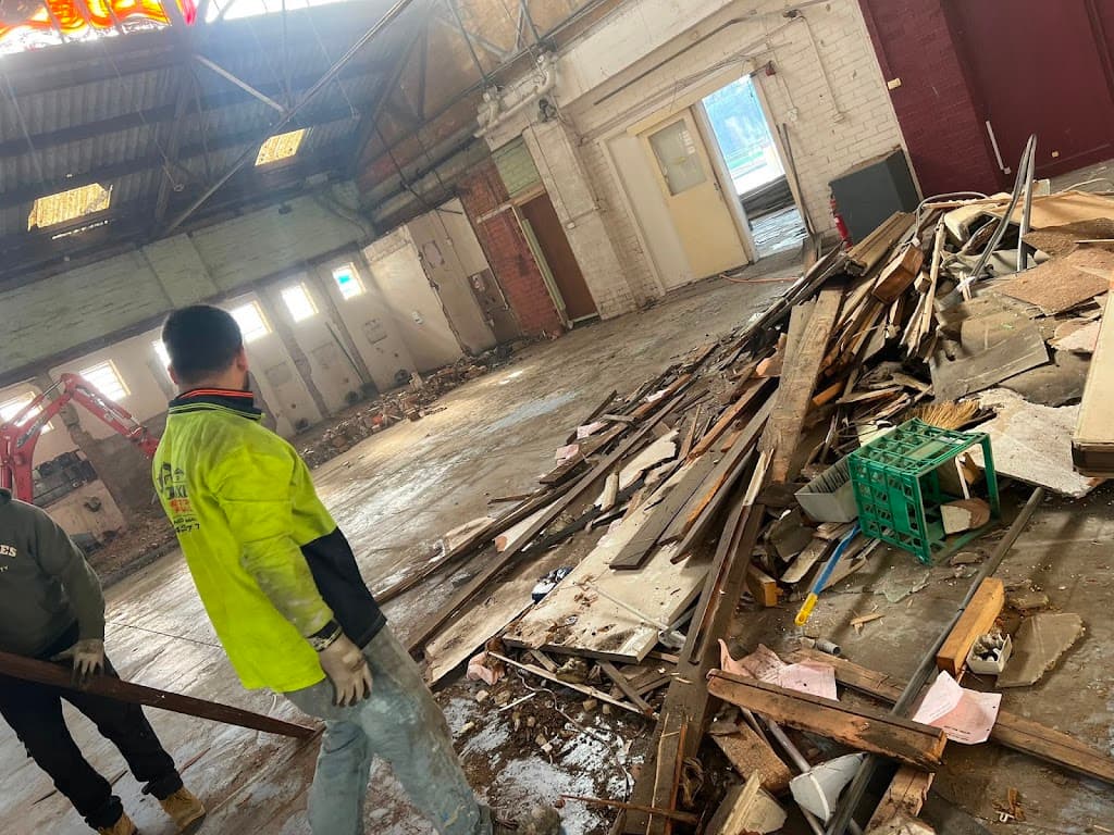D'LUXE DEMOLITION & REMOVAL PTY LTD