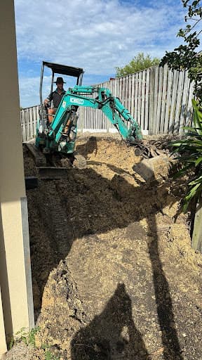 Gold Coast Mini Diggers — Customer photo