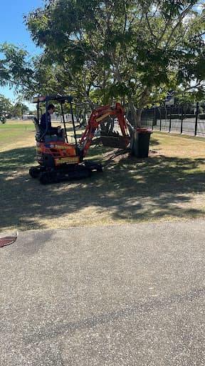 Diggermate Mini Excavator Hire Rockhampton — Customer photo
