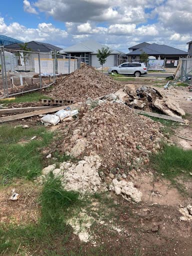 ONTRACK Earthmoving & Demolition — Customer photo