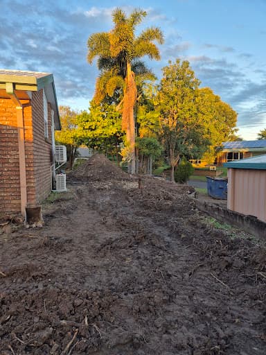 Diggermate Mini Excavator Hire Mackay — Customer photo