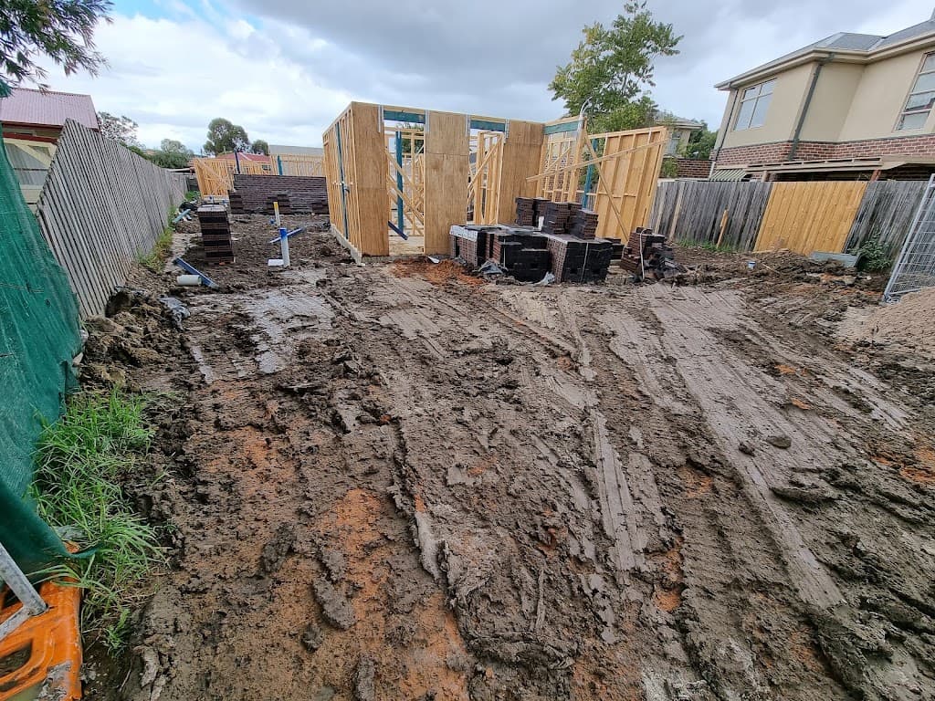 Melbourne Bobcat Hire - Excavation Hire Melbourne