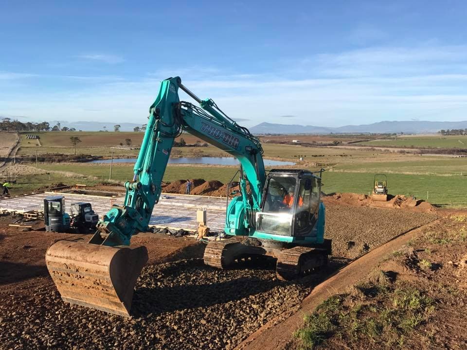 Pro-Dig Earthworks