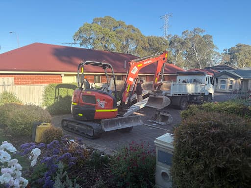 Deadset Digging — Customer photo